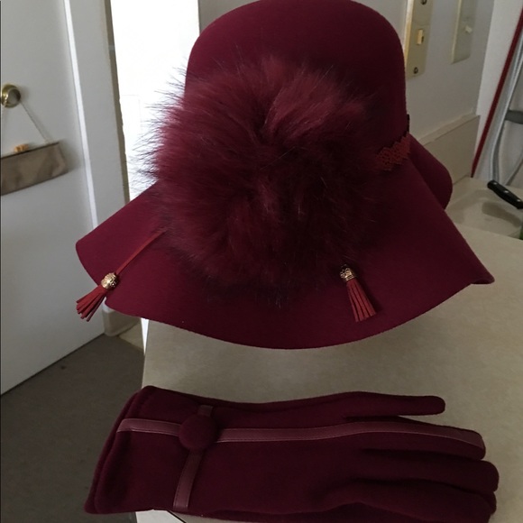 Accessories - COPY - Burgundy Hat 🎩👒